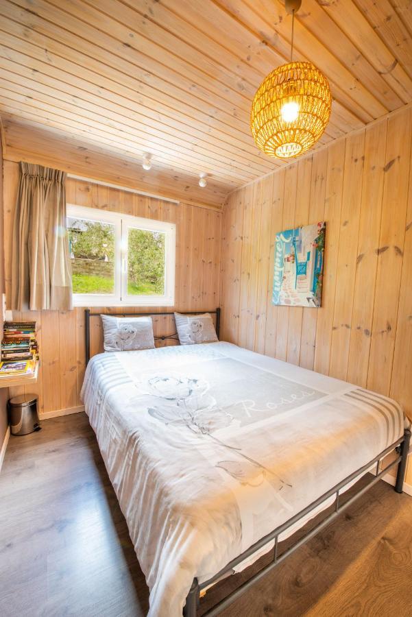 Hakuna Matata Holidays Wooden Lodge With Airco & Pool In Greek Olive Grove ميثوني المظهر الخارجي الصورة